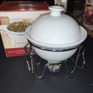 Wildly Delicious White & Silver Warm Dip Serving Set One Size
